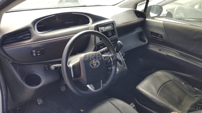 Toyota Sienta 2017, 165,000 km - 1.5 л - Bakı