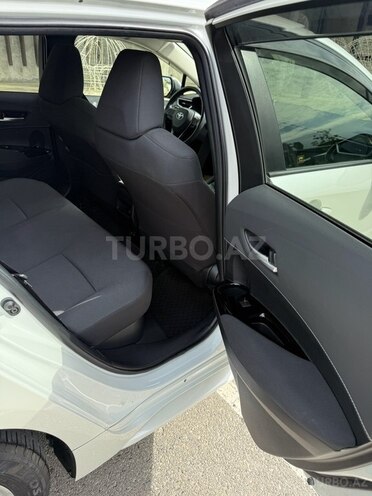 Toyota Corolla Fielder 2019, 128,000 km - 1.8 л - Bakı