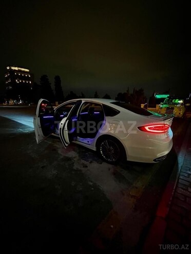 Ford Focus (North America) 2013, 190,000 km - 2.0 л - Bakı