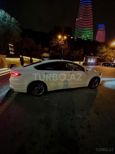 Ford Focus (North America) 2013, 190,000 km - 2.0 л - Bakı