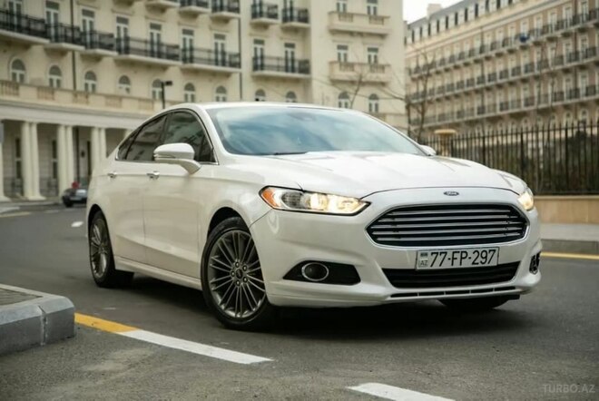 Ford Focus (North America) 2013, 190,000 km - 2.0 л - Bakı