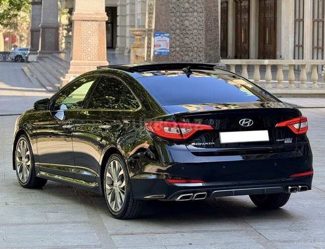 Hyundai Sonata-8