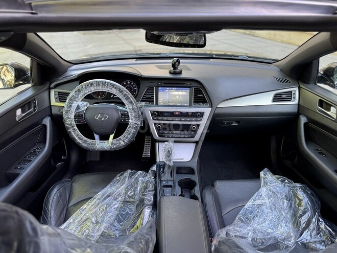 Hyundai Sonata-13
