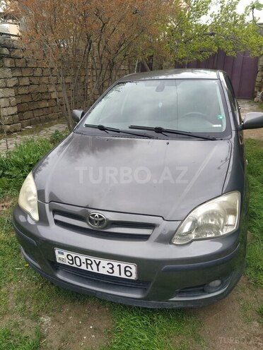 Toyota Corolla 2005, 300,000 km - 1.4 l - Bakı