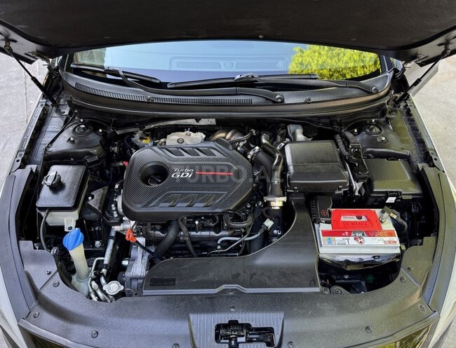 Hyundai Sonata-21
