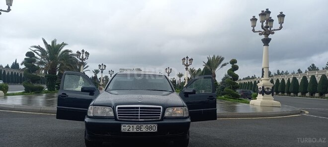 Mercedes C 180 1998, 244,000 km - 1.8 л - Bakı