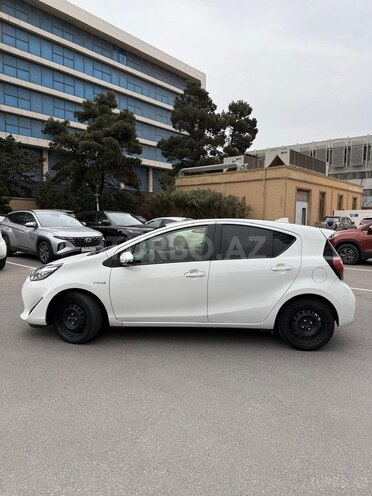 Toyota Aqua 2017, 122,347 km - 1.5 l - Bakı
