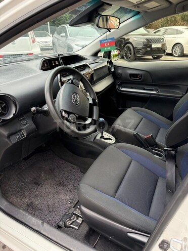 Toyota Aqua 2017, 122,347 km - 1.5 l - Bakı
