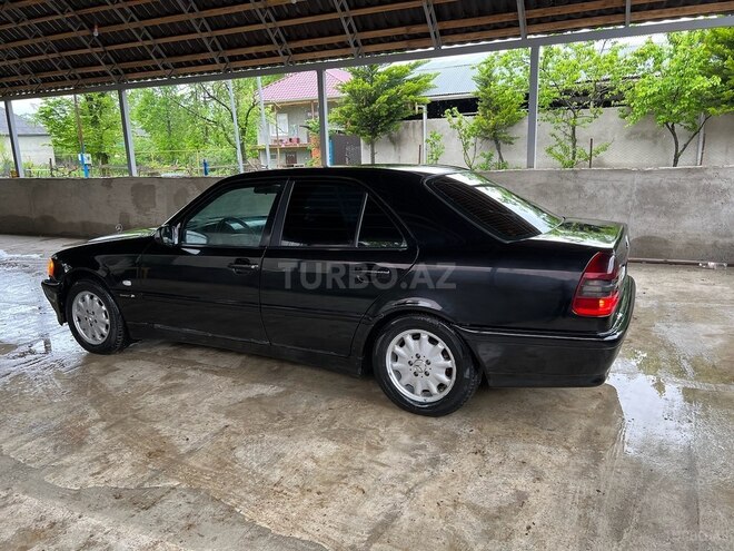 Mercedes C 220 d 1999, 355,200 km - 2.2 л - Masallı