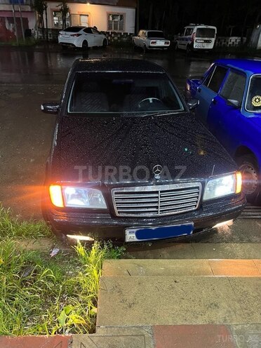 Mercedes C 220 d 1999, 355,200 km - 2.2 л - Masallı