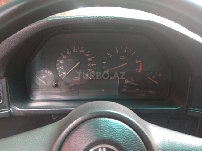 BMW 520 1988, 450,000 km - 2.5 l - Bakı