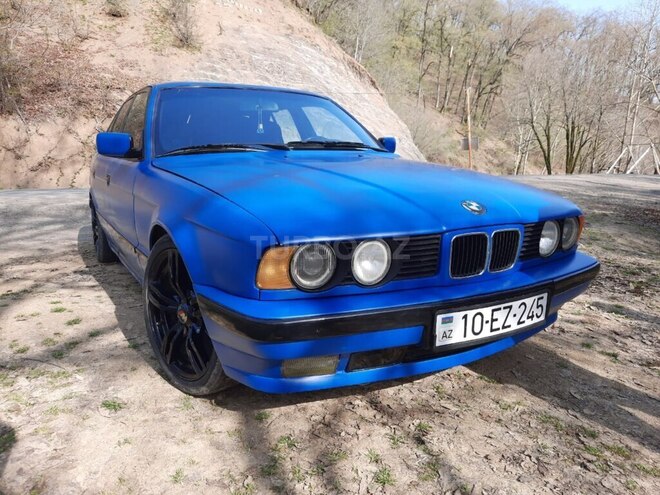 BMW 520 1988, 450,000 km - 2.5 l - Bakı