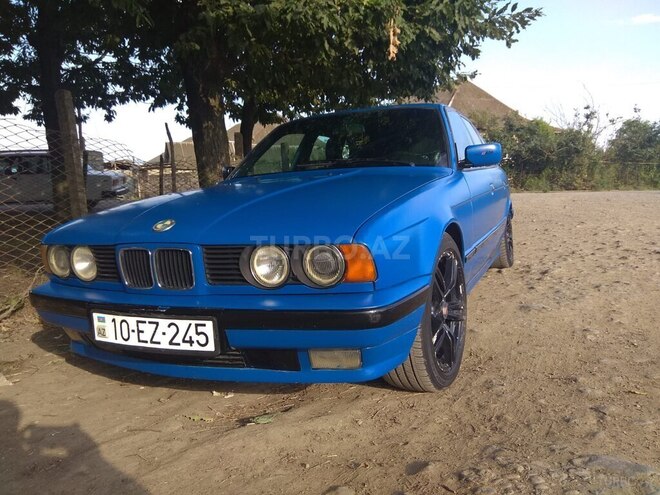 BMW 520 1988, 450,000 km - 2.5 l - Bakı