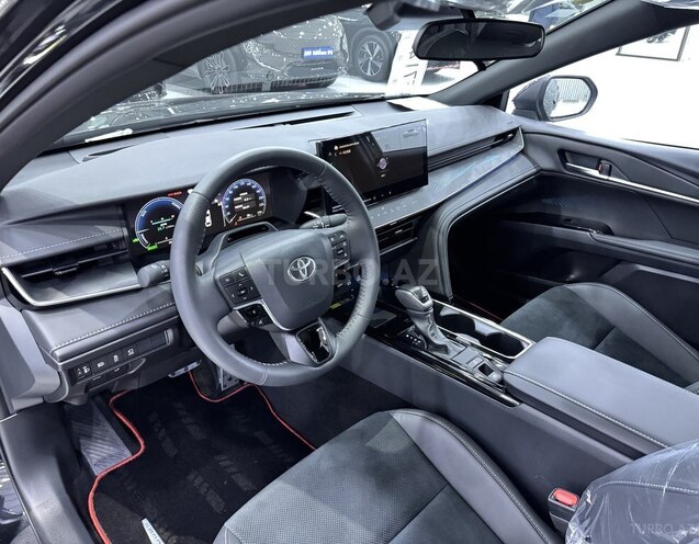 Toyota Camry-9