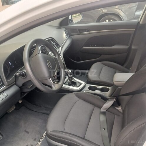 Hyundai Elantra 2018, 102,256 km - 2.0 л - Bakı