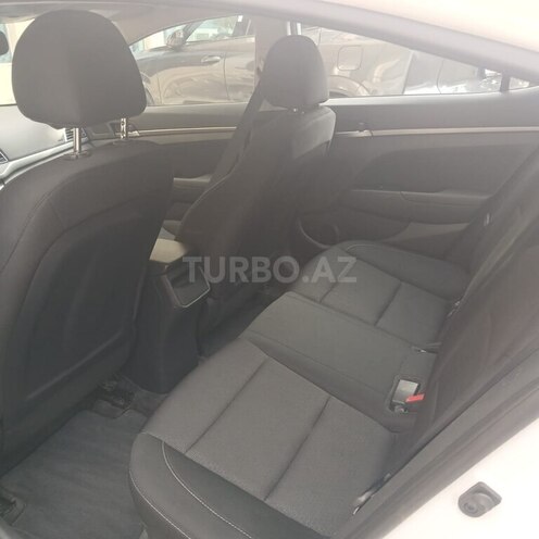 Hyundai Elantra 2018, 102,256 km - 2.0 л - Bakı