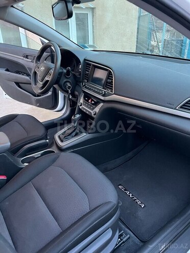 Hyundai Elantra 2018, 102,256 km - 2.0 л - Bakı