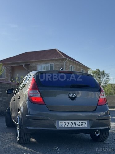 Hyundai i30 2008, 196,000 km - 1.4 л - Balakən