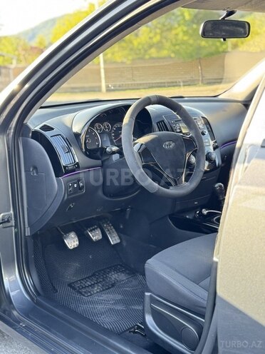 Hyundai i30 2008, 196,000 km - 1.4 л - Balakən