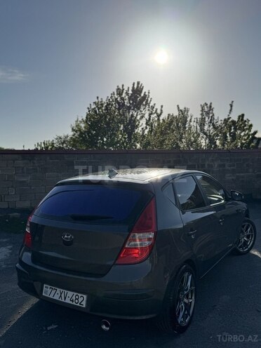 Hyundai i30 2008, 196,000 km - 1.4 л - Balakən