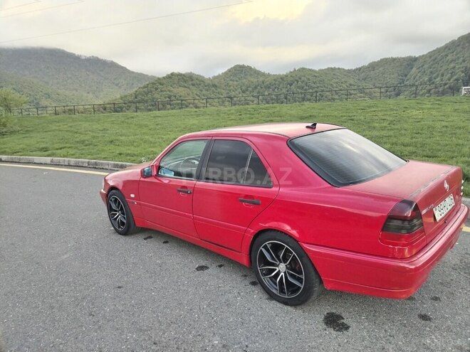 Mercedes C 200 1998, 495,000 km - 2.0 l - Qəbələ