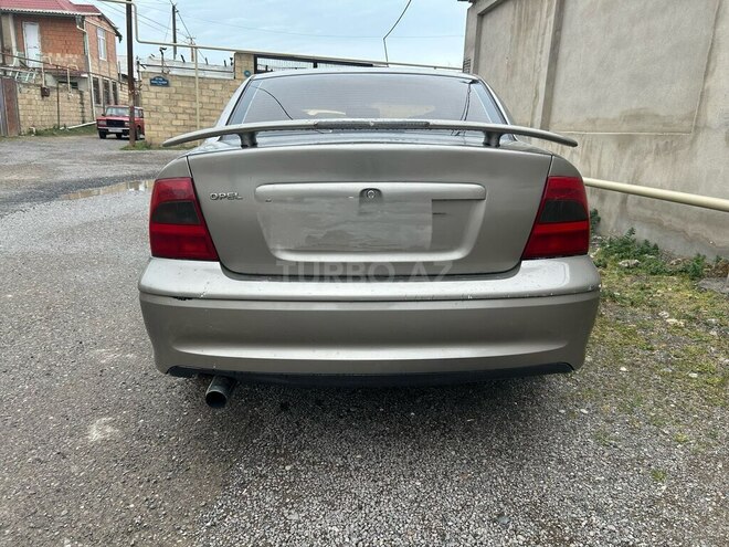 Opel Vectra 1997, 300,000 km - 2.0 l - Sumqayıt
