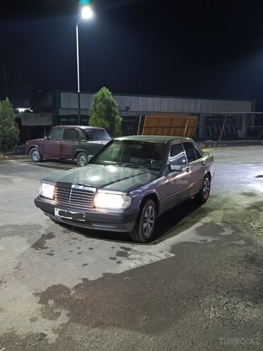Mercedes 190 1993, 150,000 km - 2.0 l - Şirvan