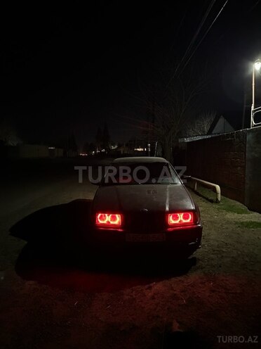 BMW 320 1993, 340,000 km - 2.0 l - Bakı