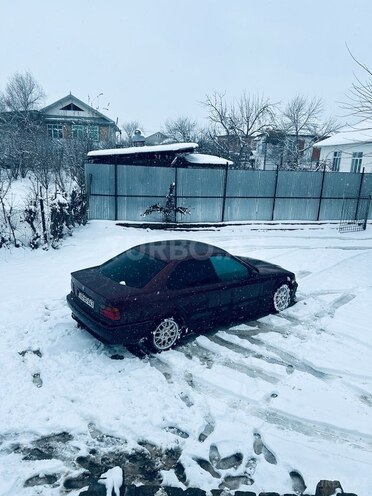 BMW 320 1993, 340,000 km - 2.0 l - Bakı
