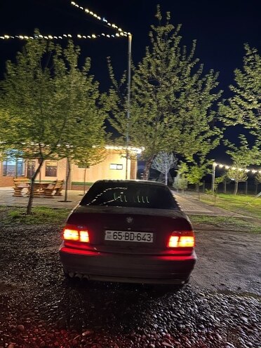 BMW 320 1993, 340,000 km - 2.0 l - Bakı