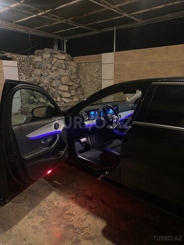 Mercedes E 300 e 2022, 64,405 km - 2.0 л - Bakı