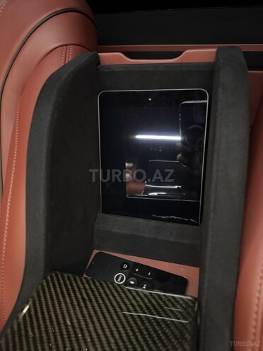 Mercedes V 220-29