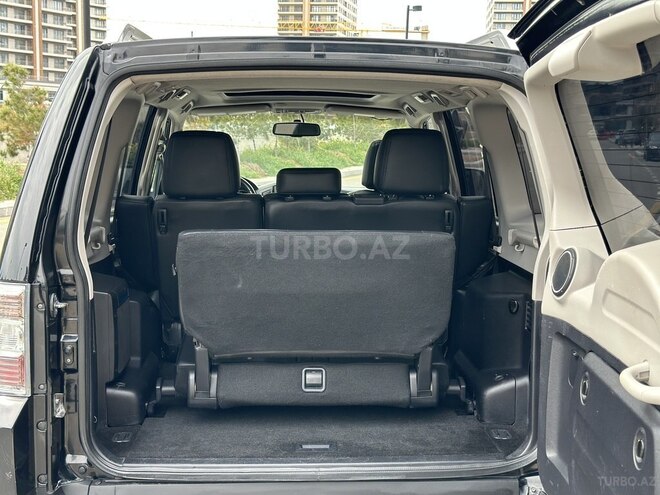 Mitsubishi Pajero 2009, 215,799 km - 3.0 l - Bakı