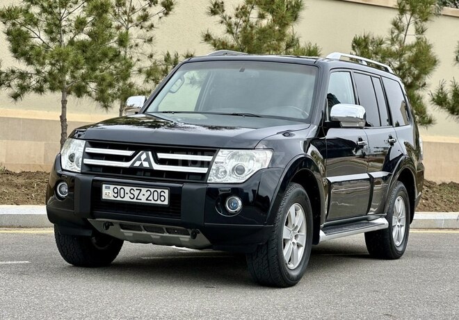 Mitsubishi Pajero 2009, 215,799 km - 3.0 l - Bakı