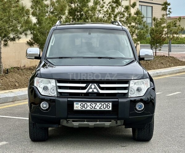Mitsubishi Pajero 2009, 215,799 km - 3.0 l - Bakı