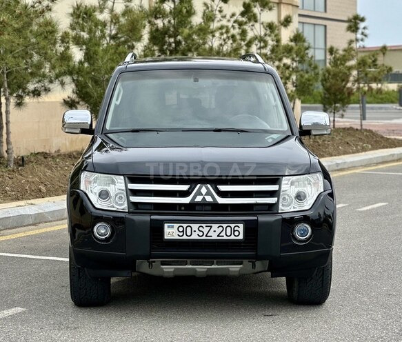 Mitsubishi Pajero 2009, 215,799 km - 3.0 l - Bakı