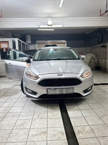 Ford Focus (North America) 2015, 238,000 km - 1.6 l - Sumqayıt