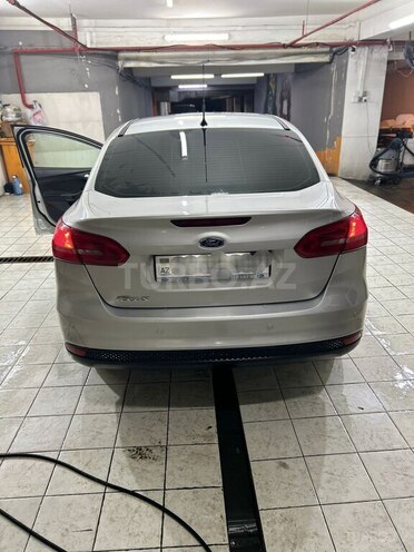 Ford Focus (North America) 2015, 238,000 km - 1.6 l - Sumqayıt