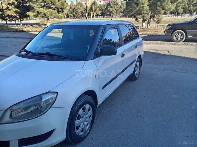 Skoda Fabia 2013, 400,000 km - 1.2 l - Sumqayıt
