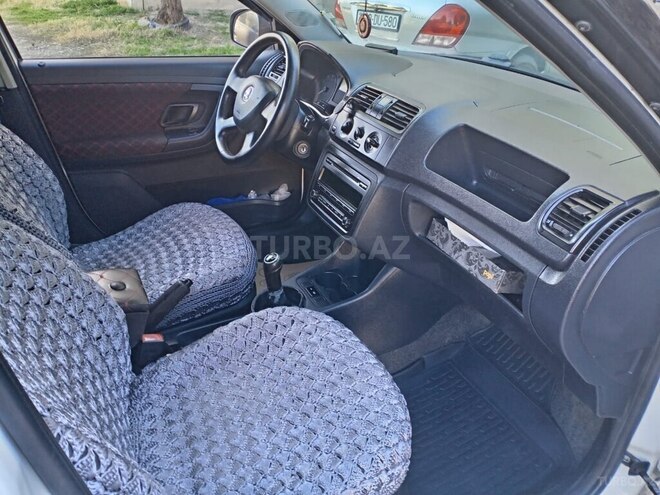 Skoda Fabia 2013, 400,000 km - 1.2 l - Sumqayıt