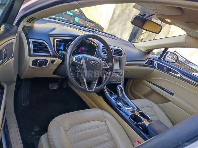 Ford Fusion (North America) 2013, 281,514 km - 1.6 l - Şəki