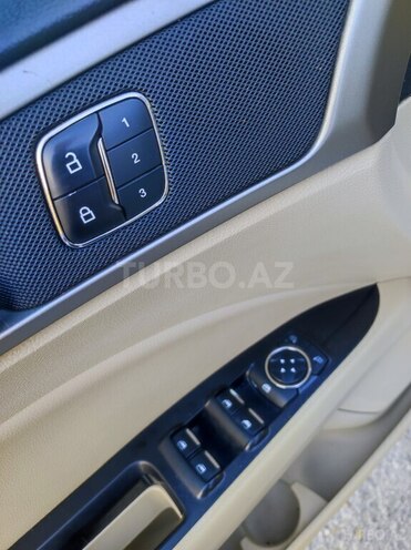 Ford Fusion (North America) 2013, 281,514 km - 1.6 l - Şəki