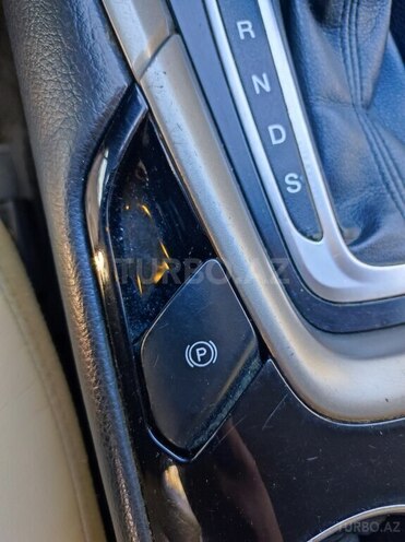 Ford Fusion (North America) 2013, 281,514 km - 1.6 l - Şəki