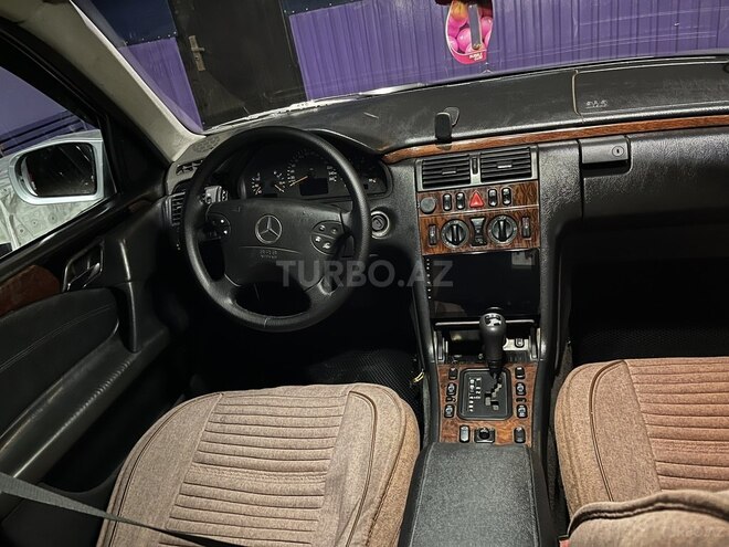 Mercedes E 220 d 1998, 430,057 km - 2.2 л - Tovuz