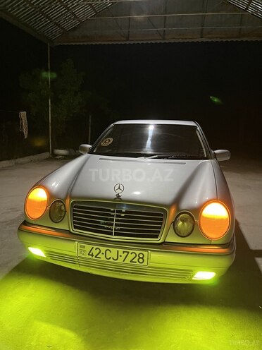 Mercedes E 220 d 1998, 430,057 km - 2.2 л - Tovuz