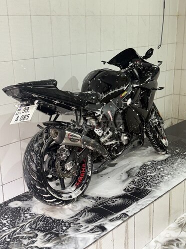 Yamaha YZF-R6-3