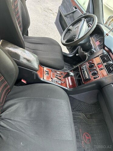 Mercedes E 220 d 2000, 394,000 km - 2.2 l - Bakı