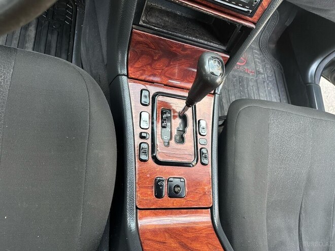 Mercedes E 220 d 2000, 394,000 km - 2.2 l - Bakı