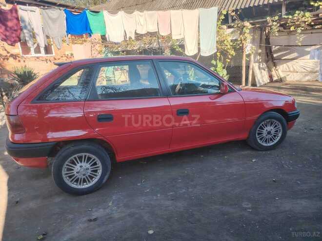 Opel Astra 1994, 495,353 km - 1.4 l - Balakən