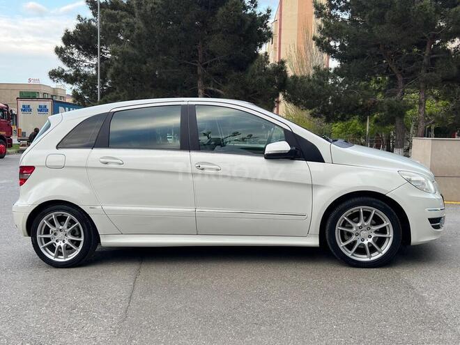 Mercedes B 180 2011, 85,000 km - 1.8 l - Sumqayıt